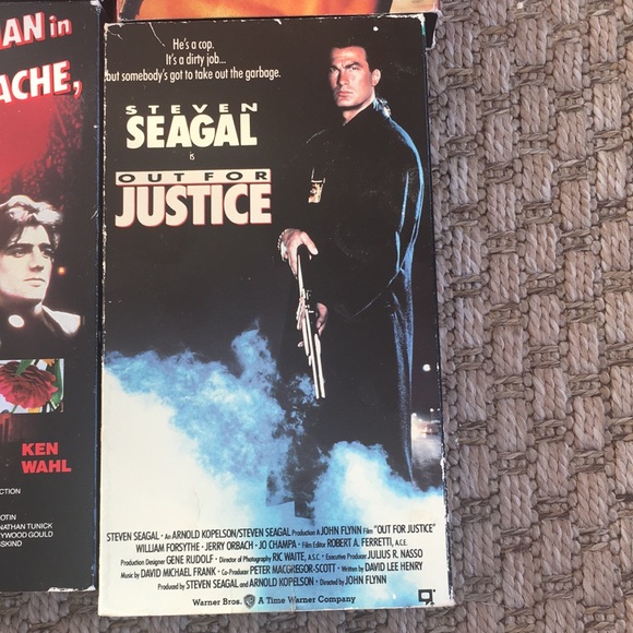 Out for justice, Fort Apache, cyborg, death warrant. Get another bundle FREE!!! - Picture 2 of 5